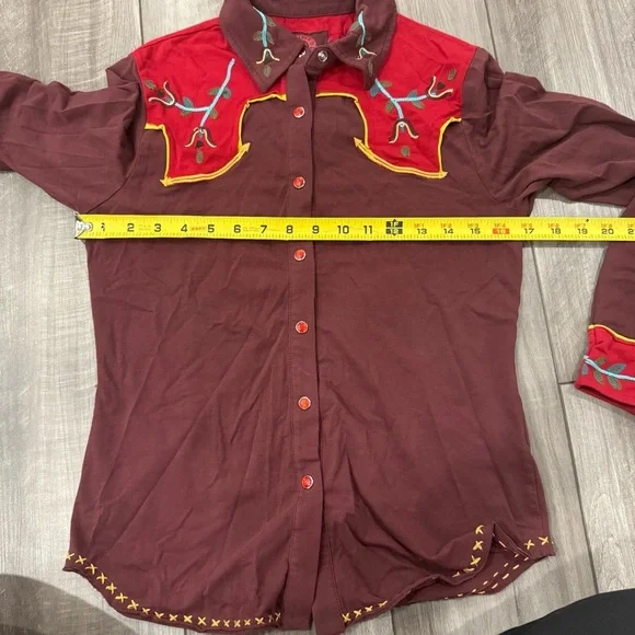 Double D Ranch- Western Embroidered Snap Button Down Top- XS - Picture 10 of 11